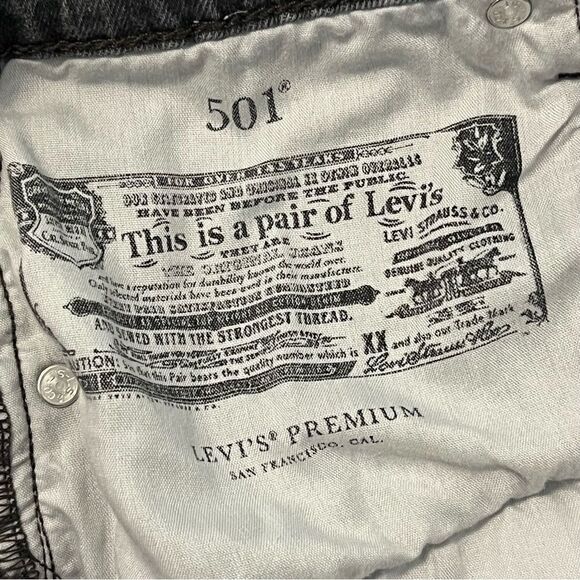 Women's Levi's 501 Charcoal Black Denim Cutoff Shorts - Picture 11 of 15